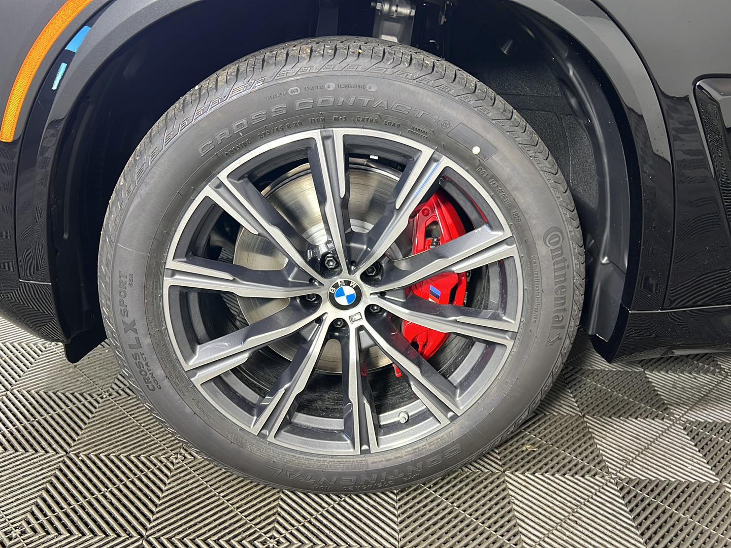 New 2026 0475 Black Sapphire Metallic BMW  image 6