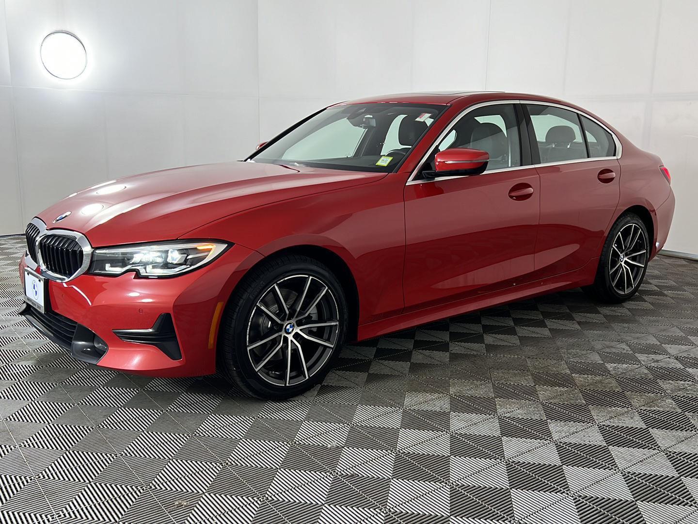 Used 2019 Melbourne Red Metallic BMW 330i xDrive image 12