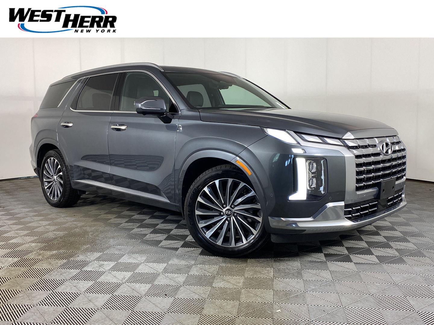 Gray (Steel Graphite) 2023 Hyundai Palisade SUV / Crossover All-Wheel Drive Automatic
