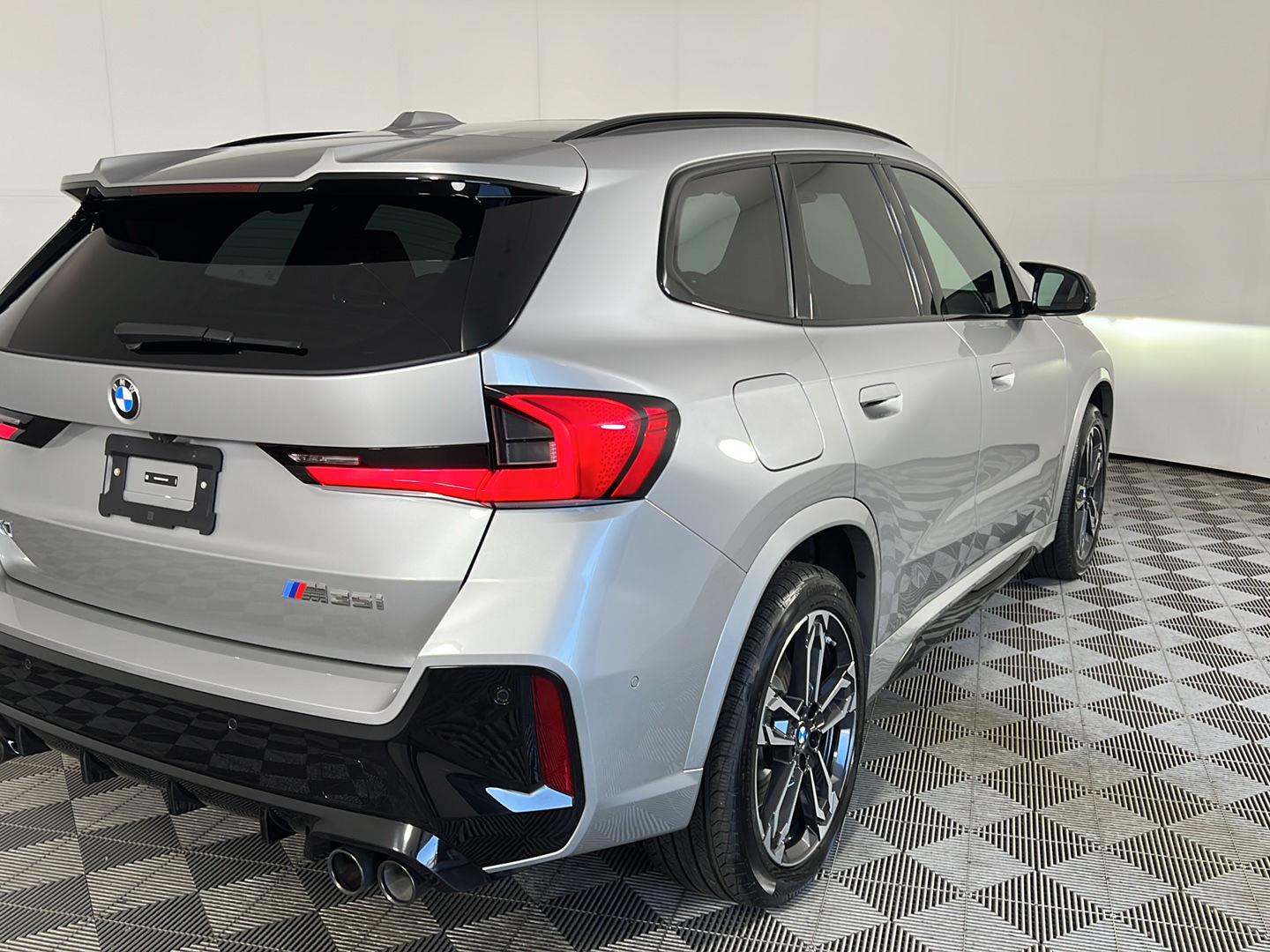 New 2026 Space Silver Metallic BMW M35i image 5