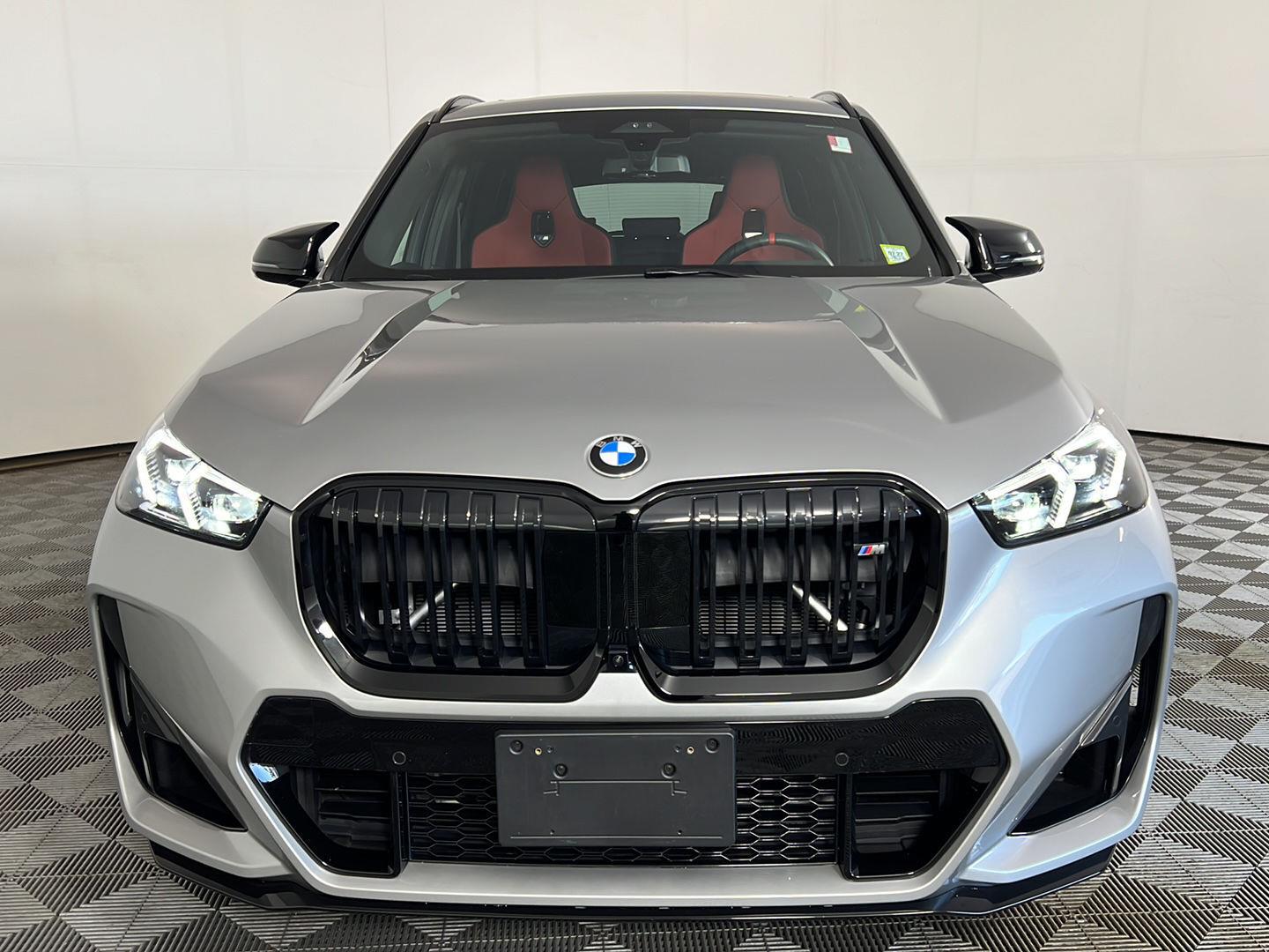 New 2026 Space Silver Metallic BMW M35i image 14