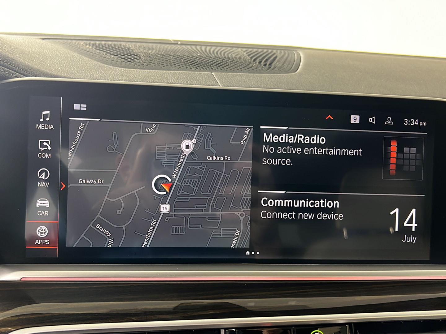 Used 2021  BMW xDrive40i image 20