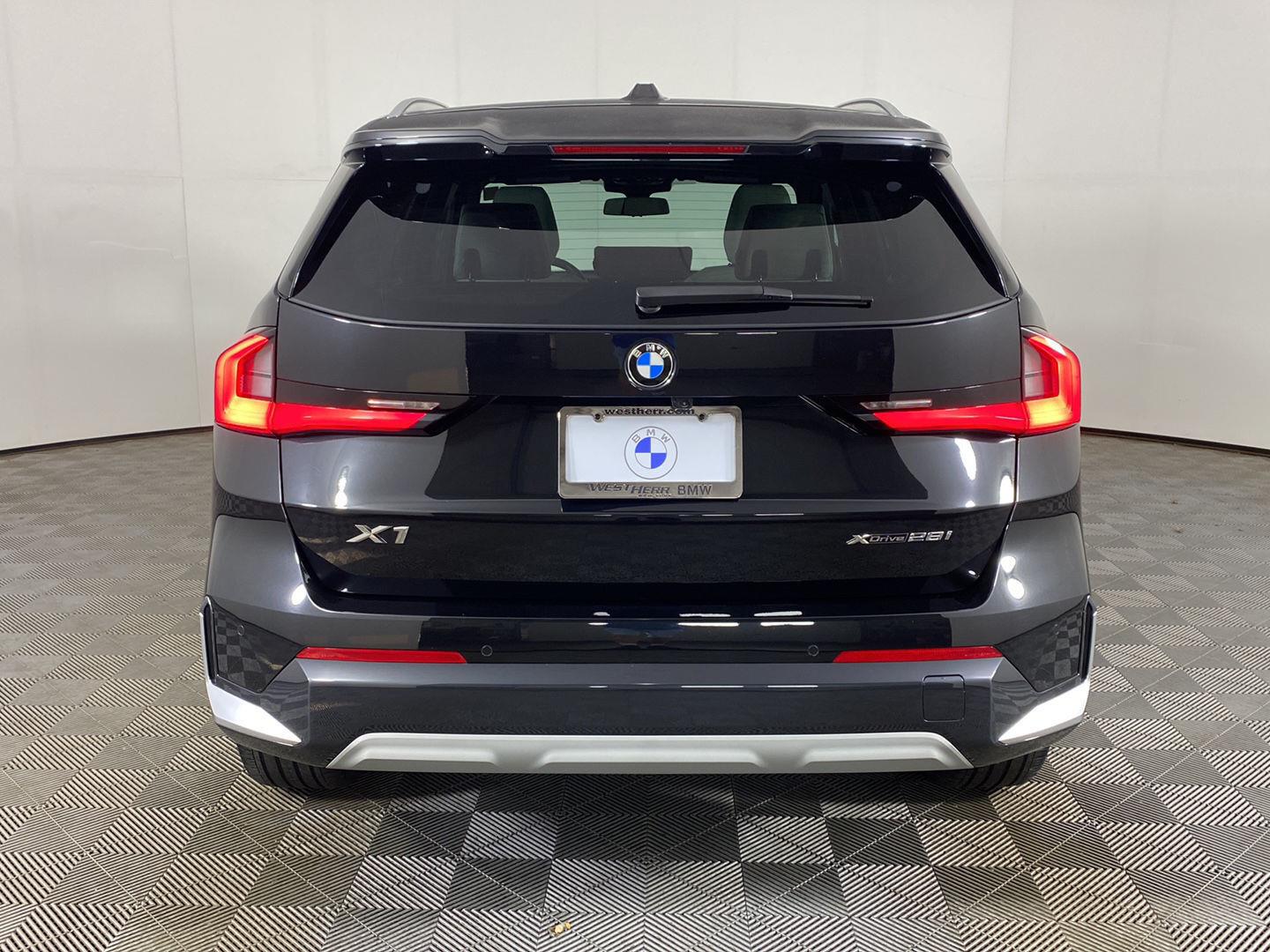 Used 2026 Black Sapphire Metallic BMW xDrive28i image 6