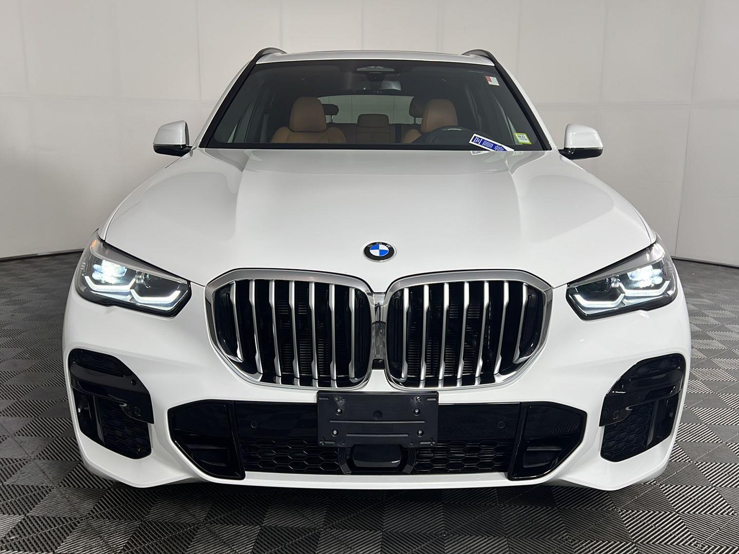 Certified Used 2023 Alpine White BMW xDrive40i image 14