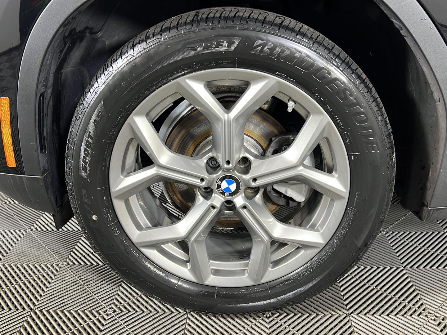 Certified Used 2024 Black Sapphire Metallic BMW xDrive30i image 15