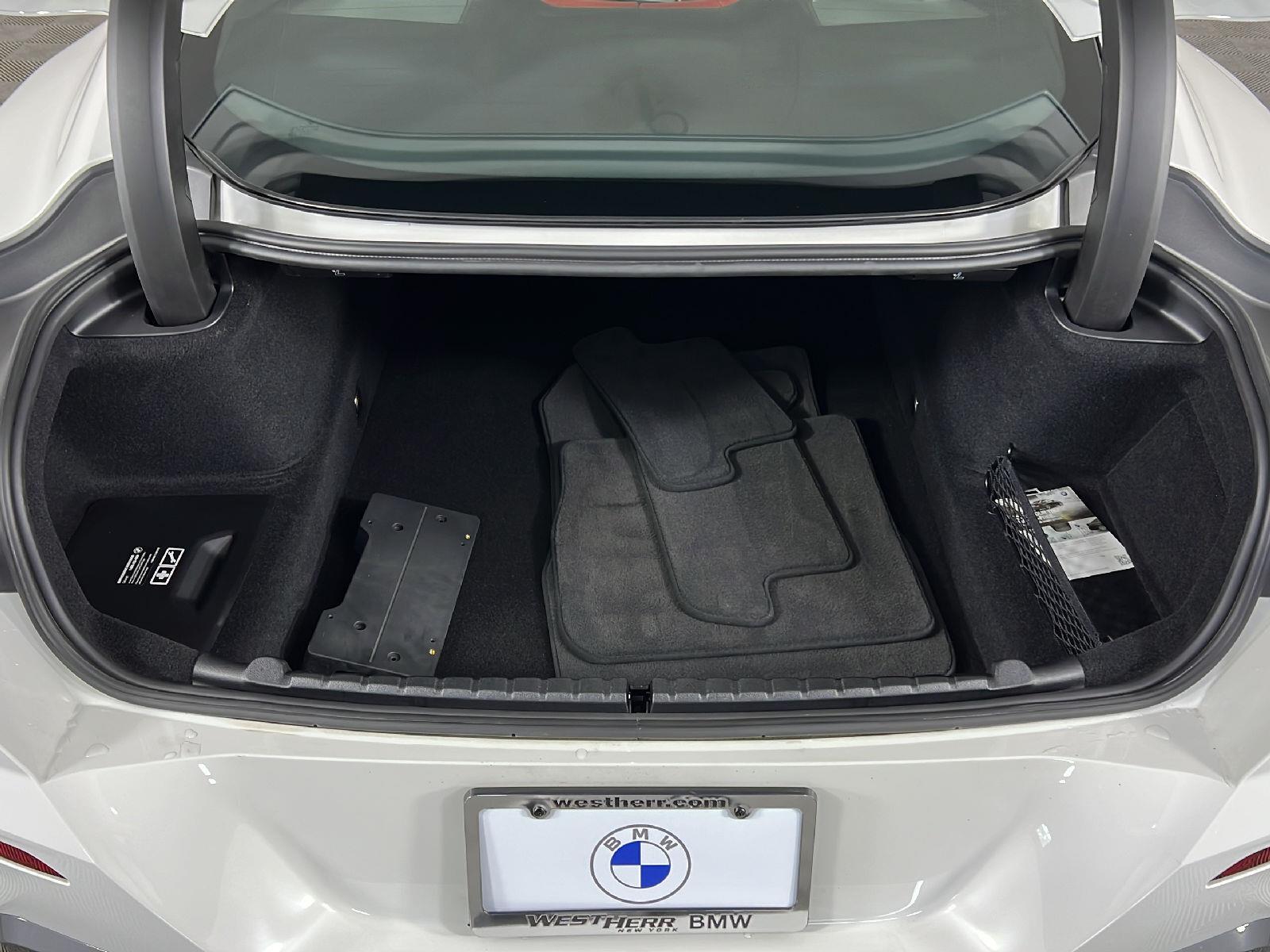 Used 2025 Alpine White BMW M850i xDrive image 22