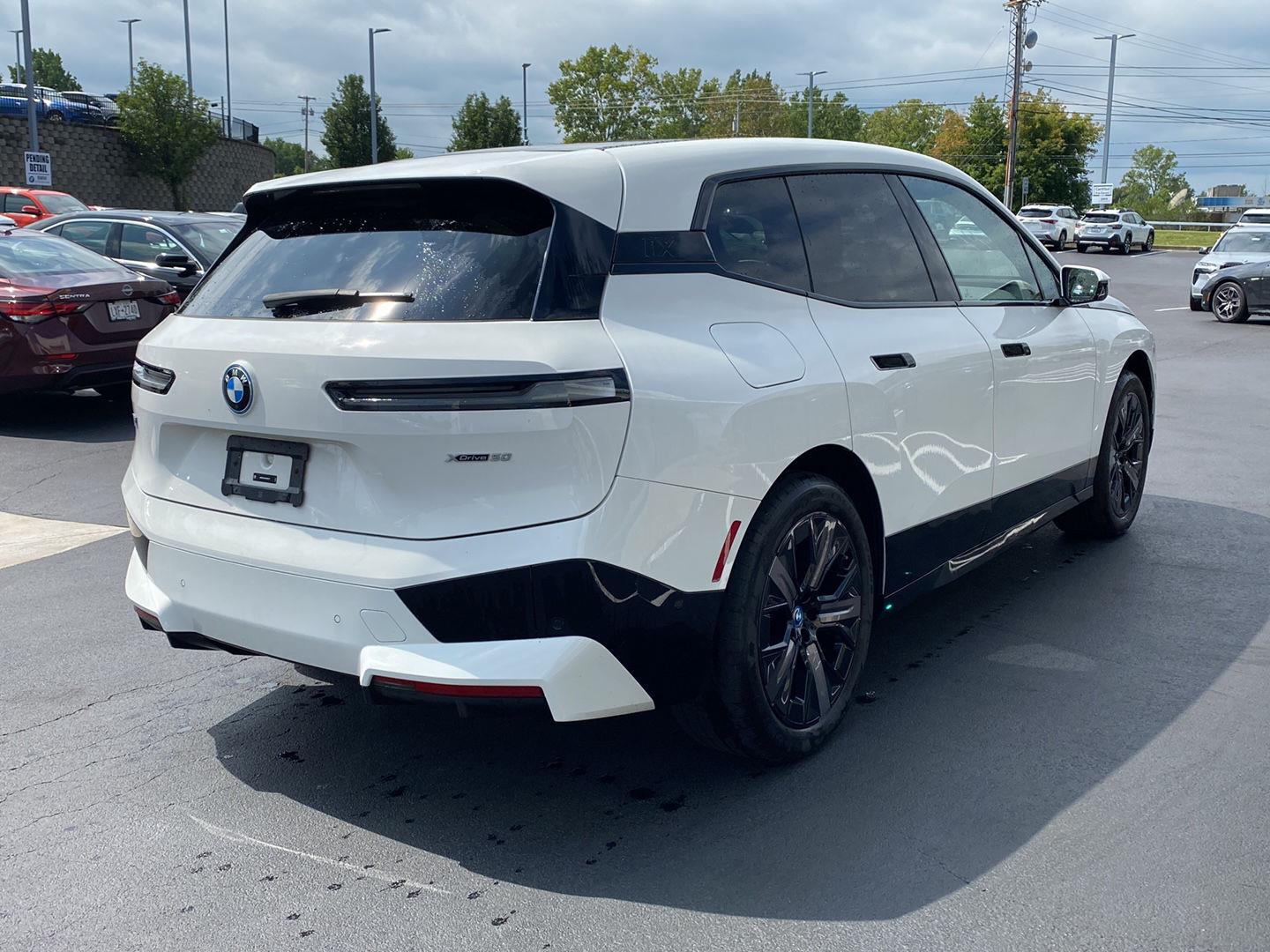 Certified Used 2024 Wh Bmw  image 3