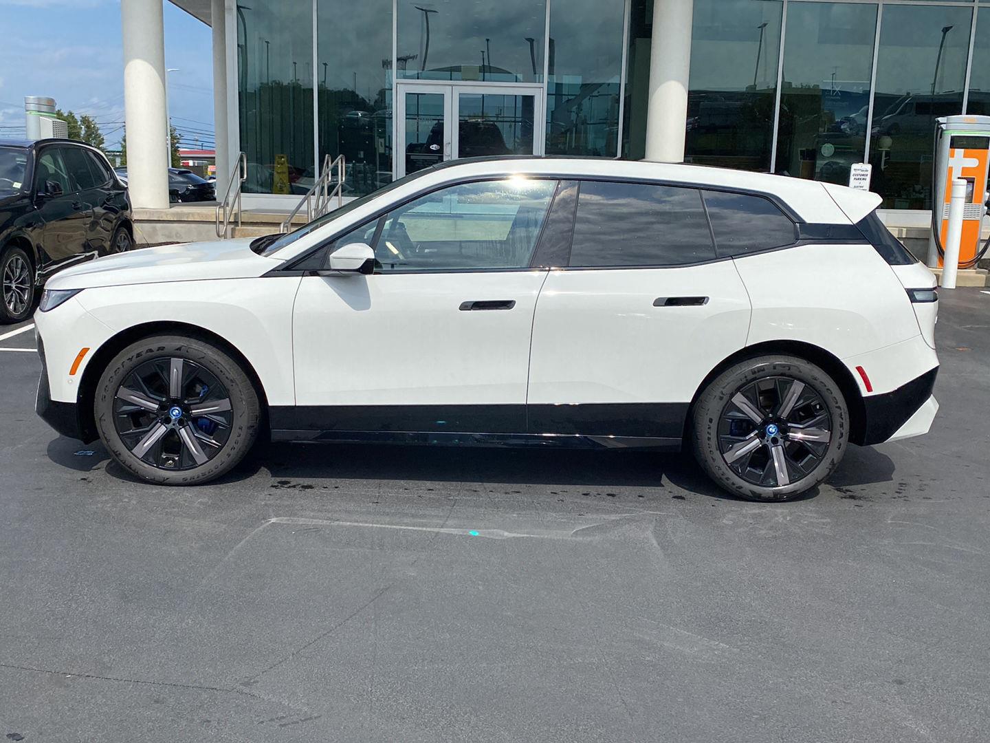 Certified Used 2024 Wh Bmw  image 6
