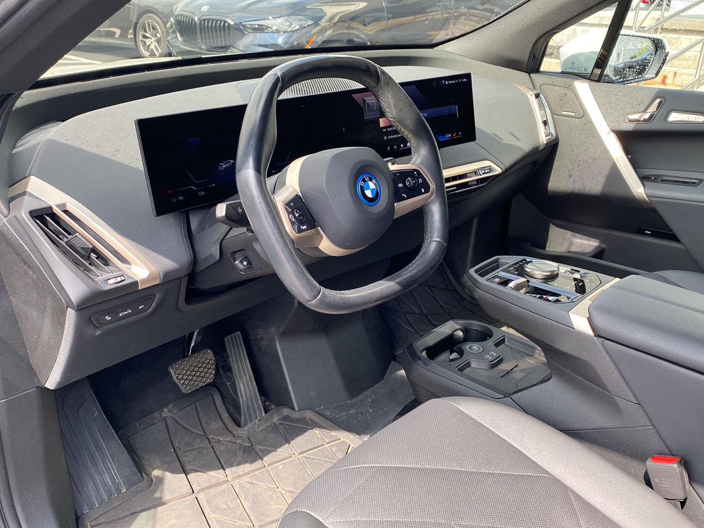Certified Used 2024 Wh Bmw  image 10