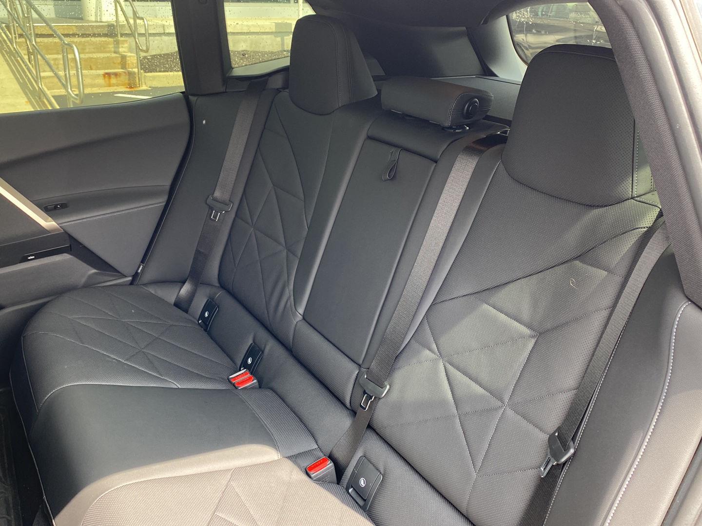 Certified Used 2024 Wh Bmw  image 11