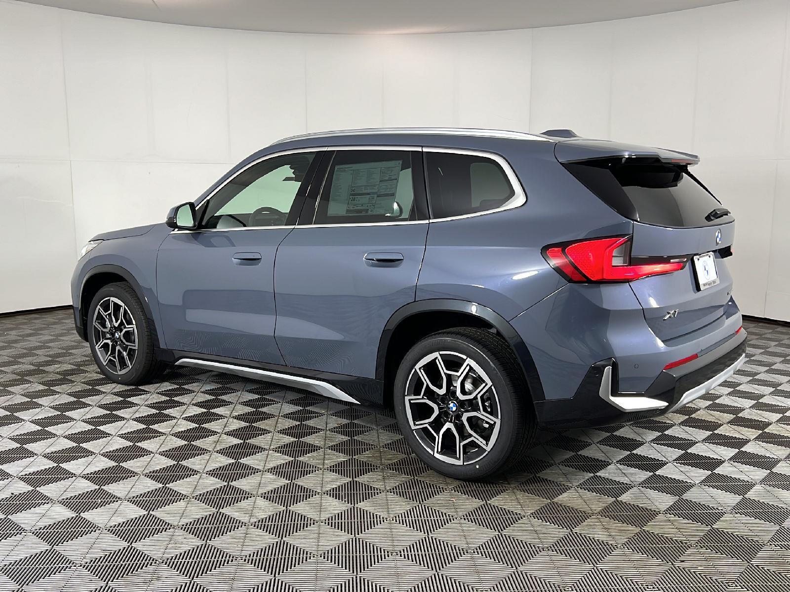 New 2027 Storm Bay Metallic BMW xDrive28i image 8