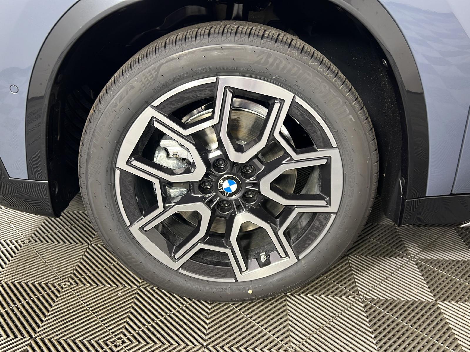 New 2027 Storm Bay Metallic BMW xDrive28i image 11
