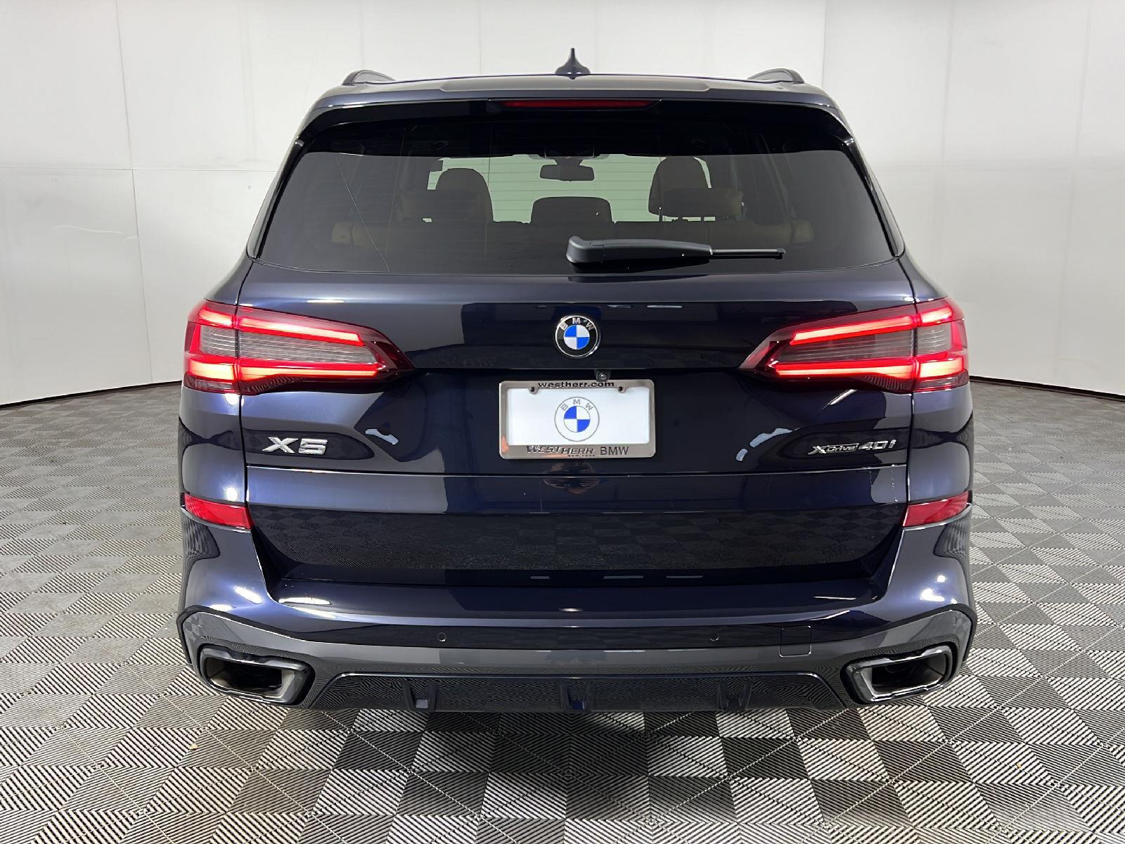 Used 2023 Carbon Black Metallic BMW xDrive40i image 6