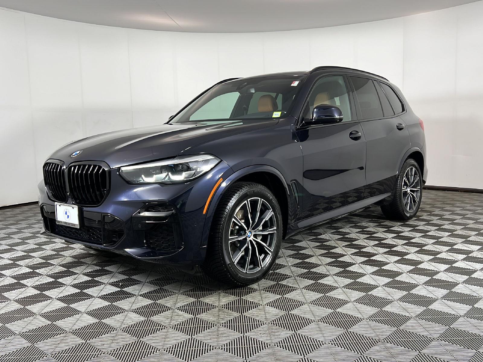 Used 2023 Carbon Black Metallic BMW xDrive40i image 12