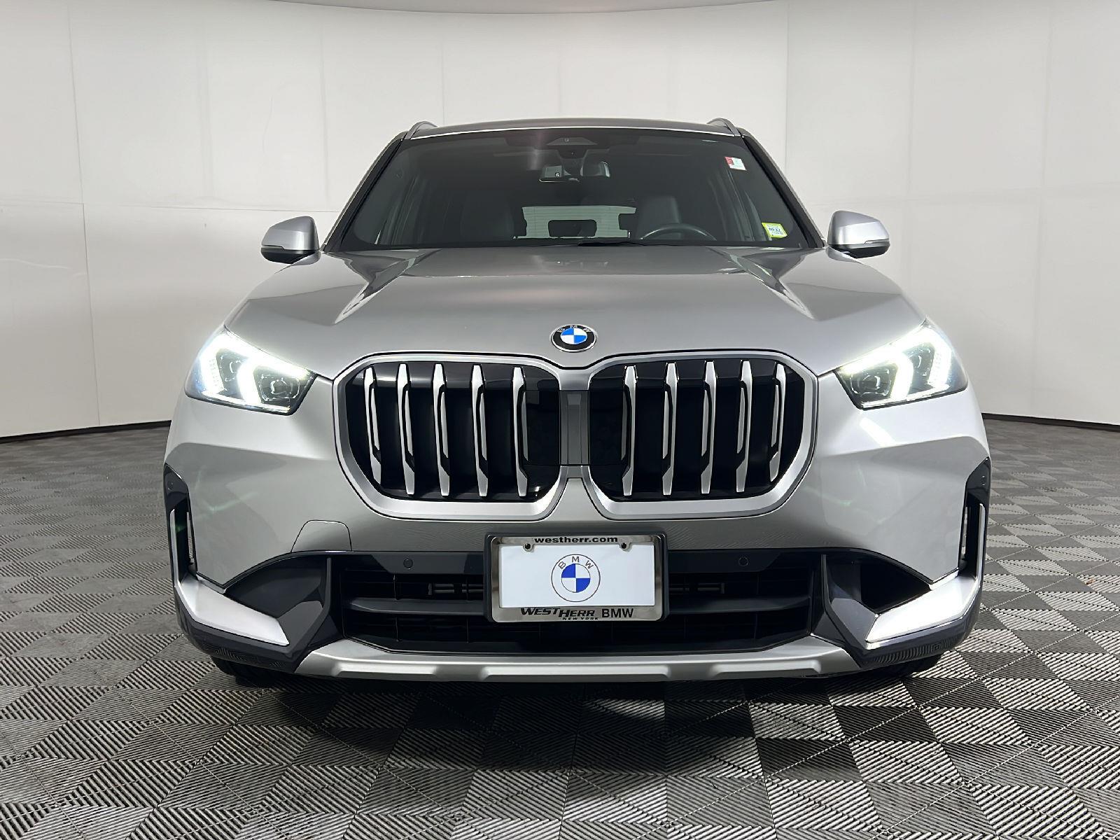Certified Used 2023 Space Silver Metallic BMW xDrive28i image 13