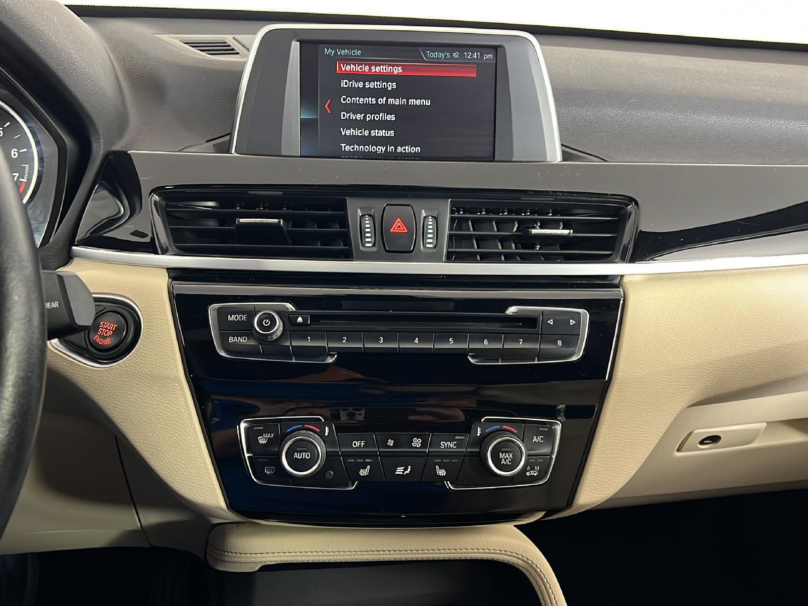 Used 2018 Alpine White Bmw  image 8