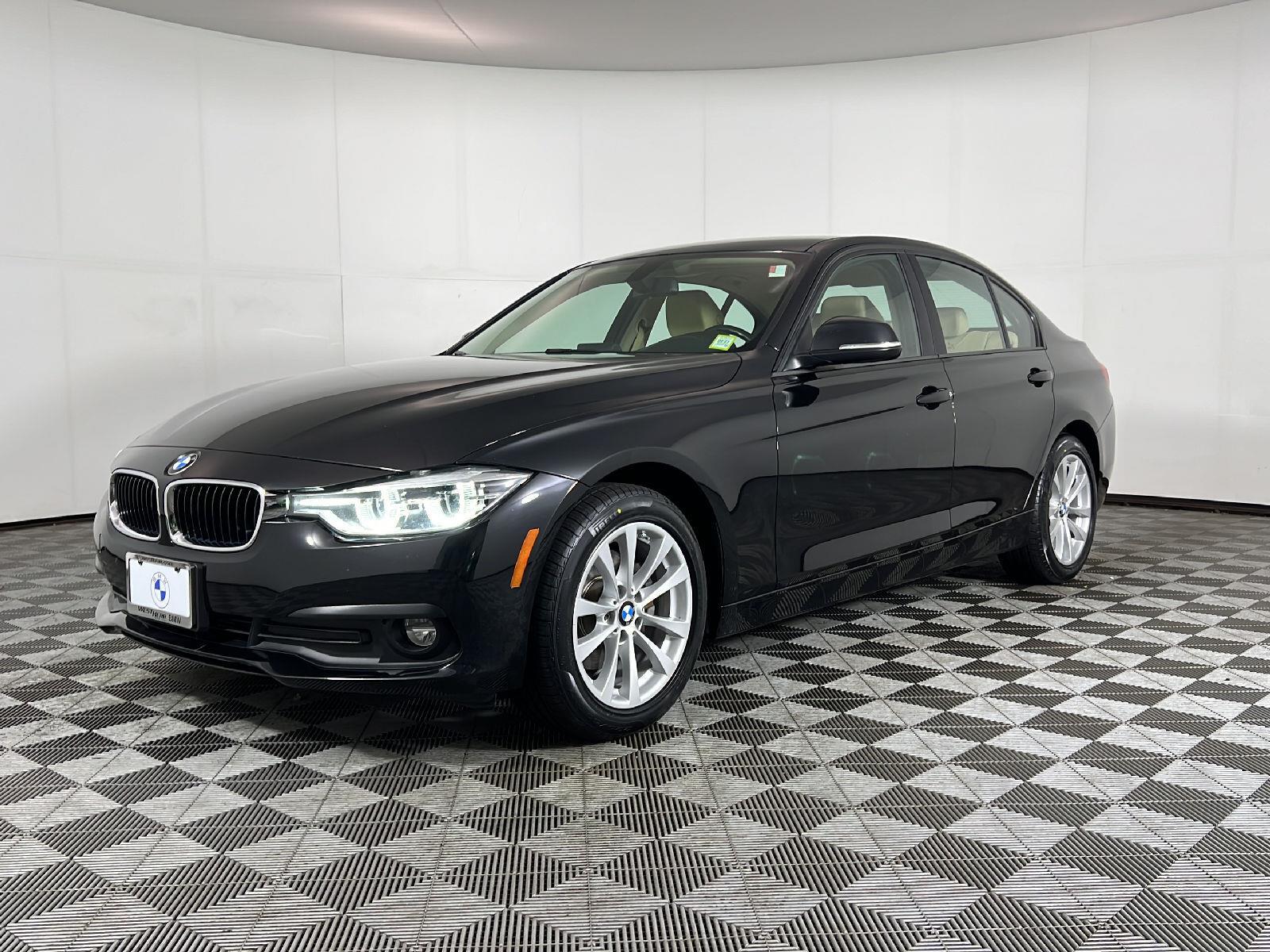 Used 2018 Jet Black BMW 320i xDrive image 12