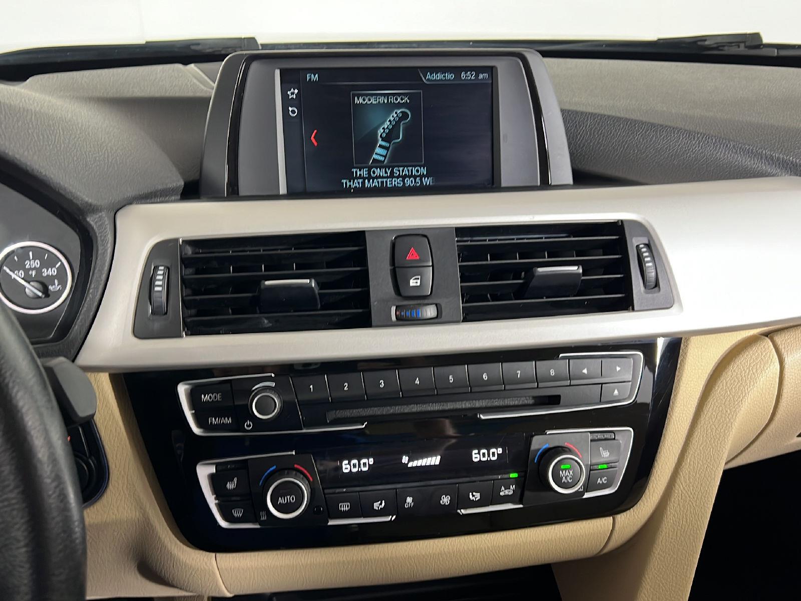 Used 2018 Jet Black BMW 320i xDrive image 8