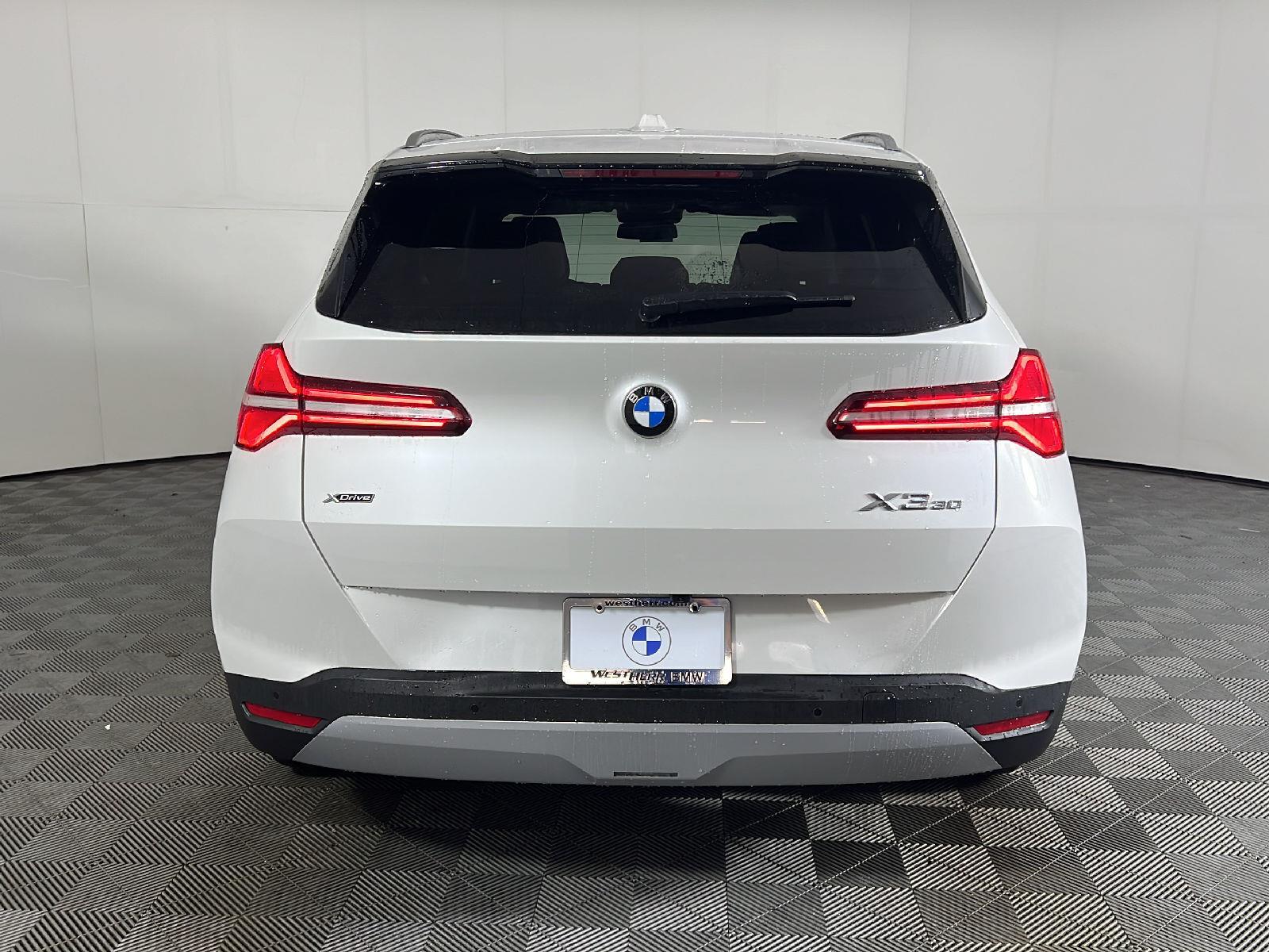 New 2026 Mineral White Metallic BMW 30 xDrive image 17