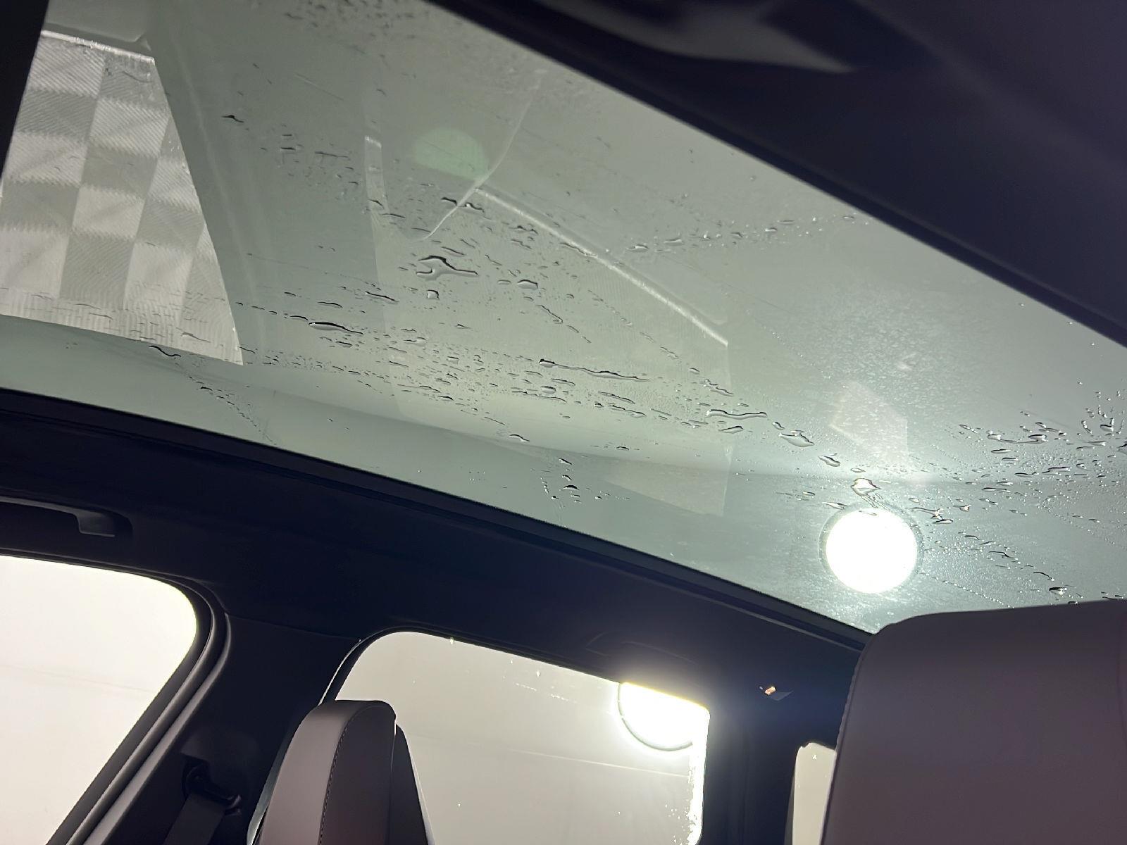 New 2026 Mineral White Metallic BMW 30 xDrive image 23