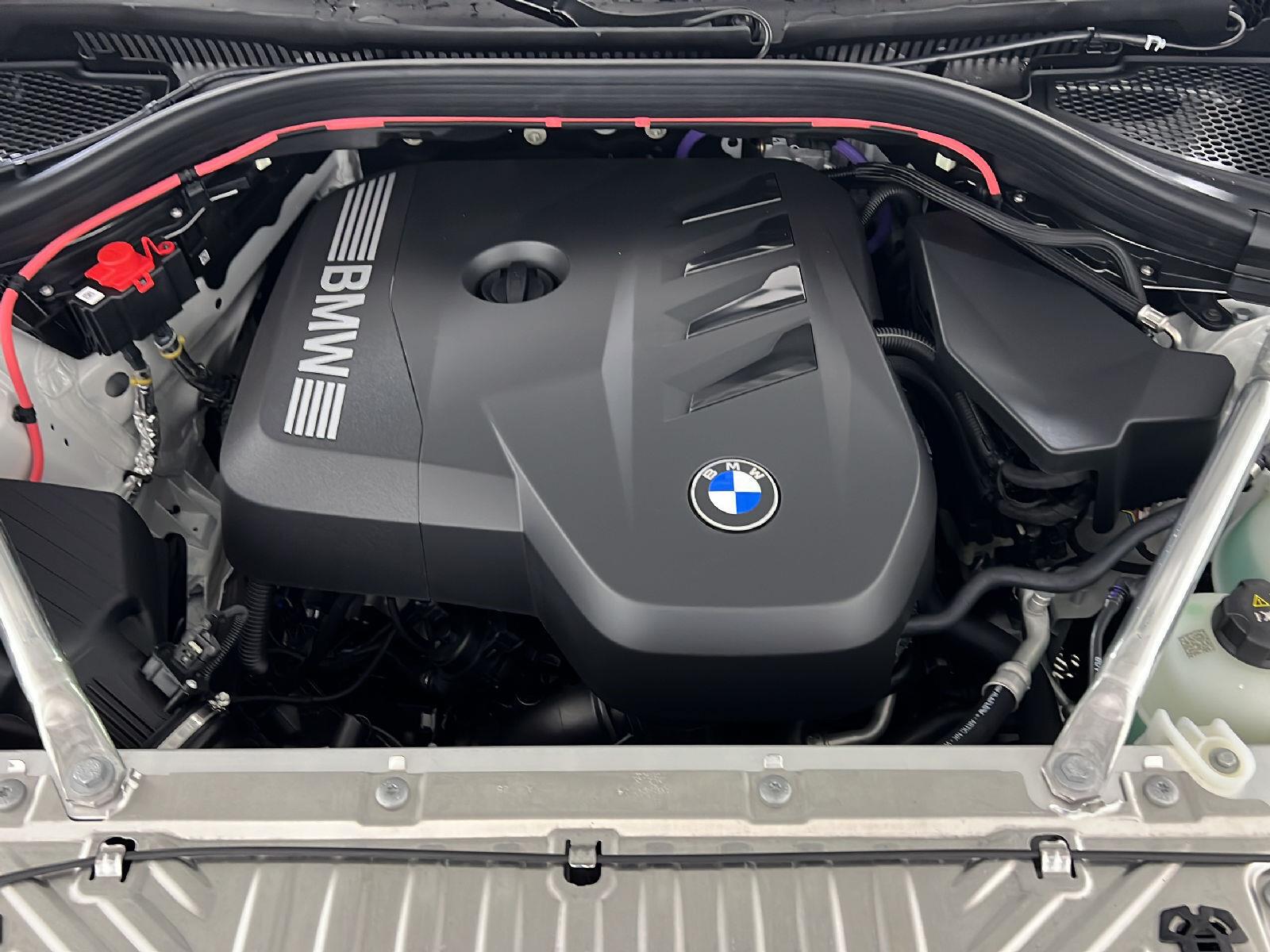 New 2026 Mineral White Metallic BMW 30 xDrive image 29