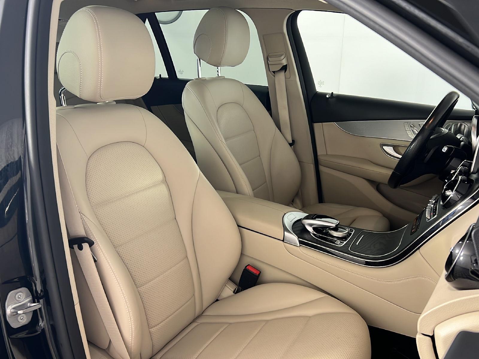 Used 2019 Black Mercedes-Benz GLC 300 image 23