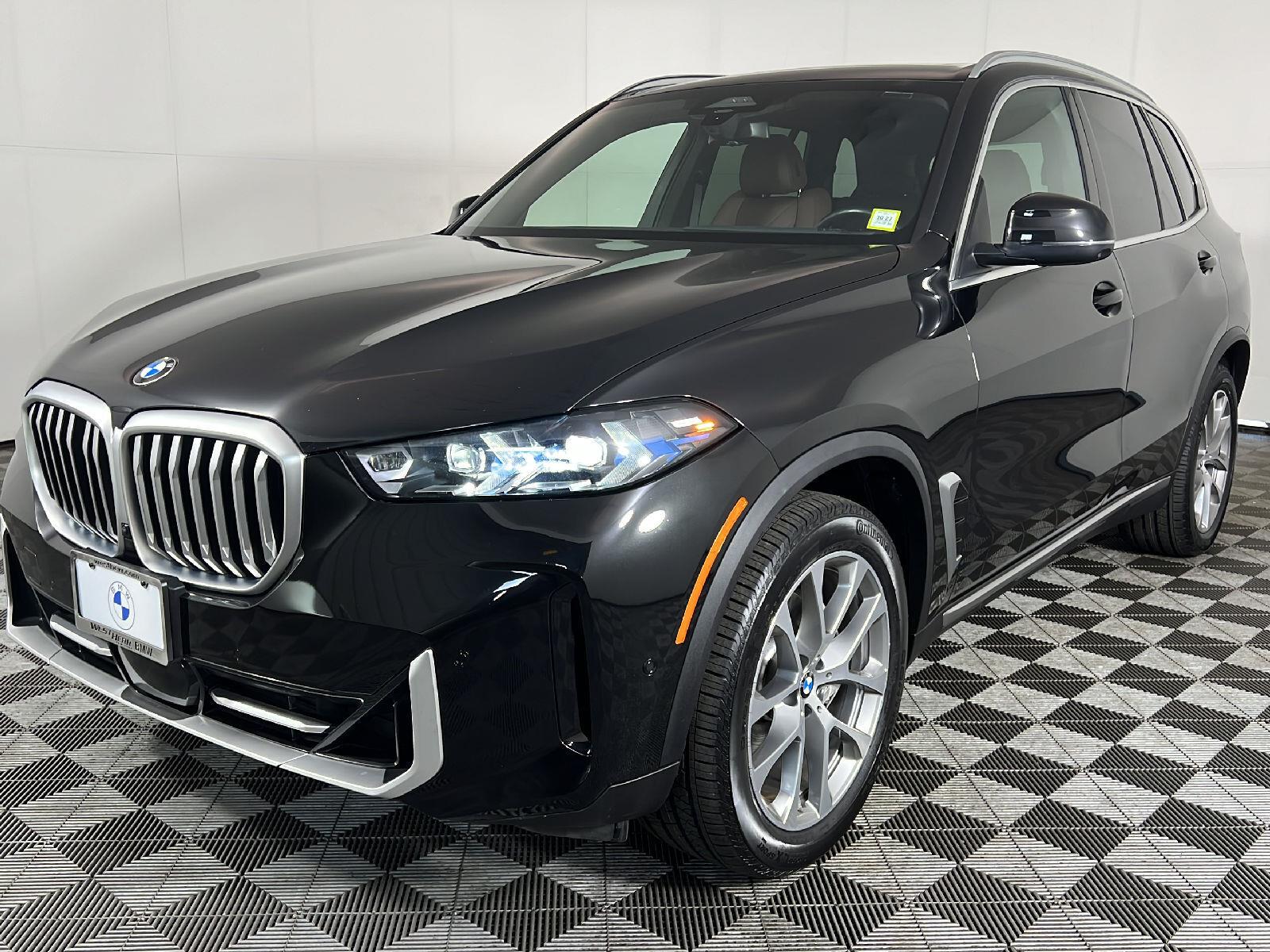 Used 2025 Black Sapphire Metallic BMW xDrive40i image 14