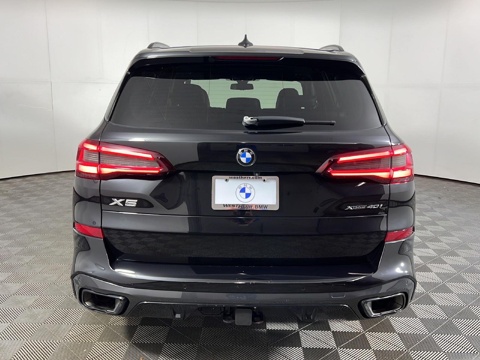 Used 2023 Black Sapphire Metallic BMW xDrive40i image 6