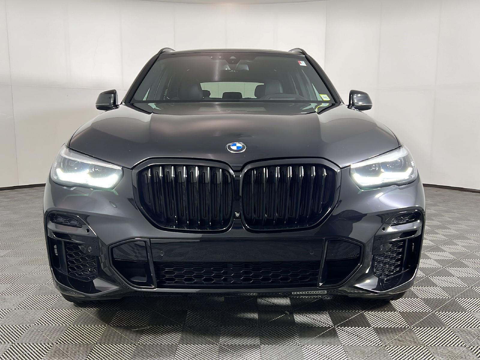 Used 2023 Black Sapphire Metallic BMW xDrive40i image 13