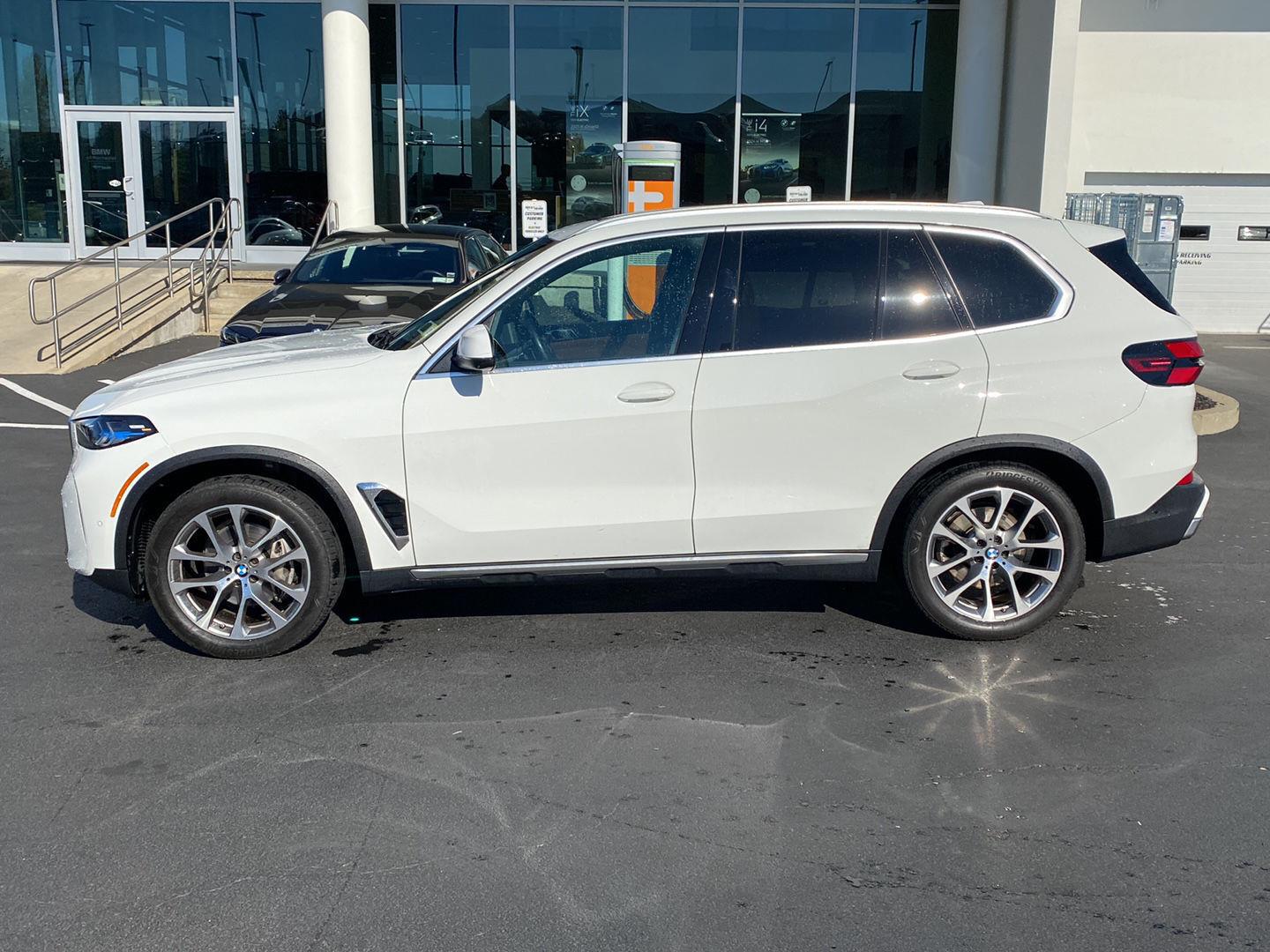 Certified Used 2024 Wh Bmw  image 6