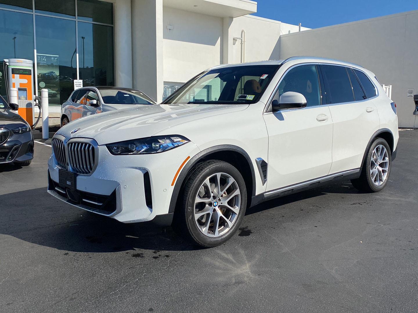 Certified Used 2024 Wh Bmw  image 7