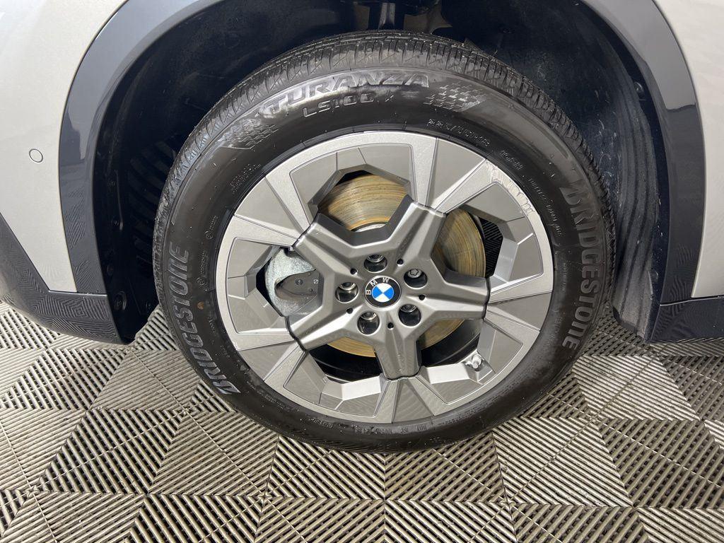 New 2026 Silver Metallic BMW xDrive28i image 13