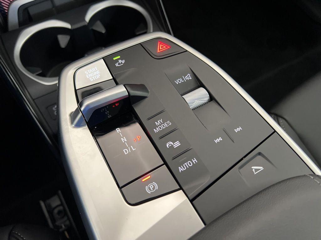 New 2026 Silver Metallic BMW xDrive28i image 20