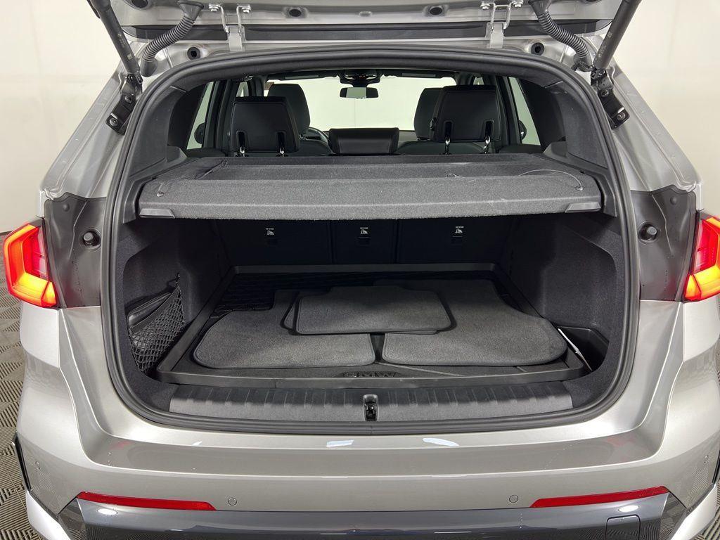 New 2026 Silver Metallic BMW xDrive28i image 23