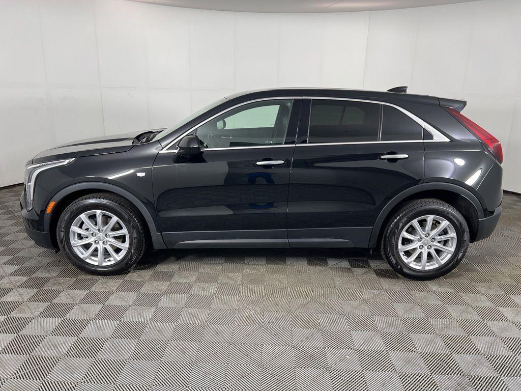 Used 2023 Black Metallic Cadillac Luxury image 10
