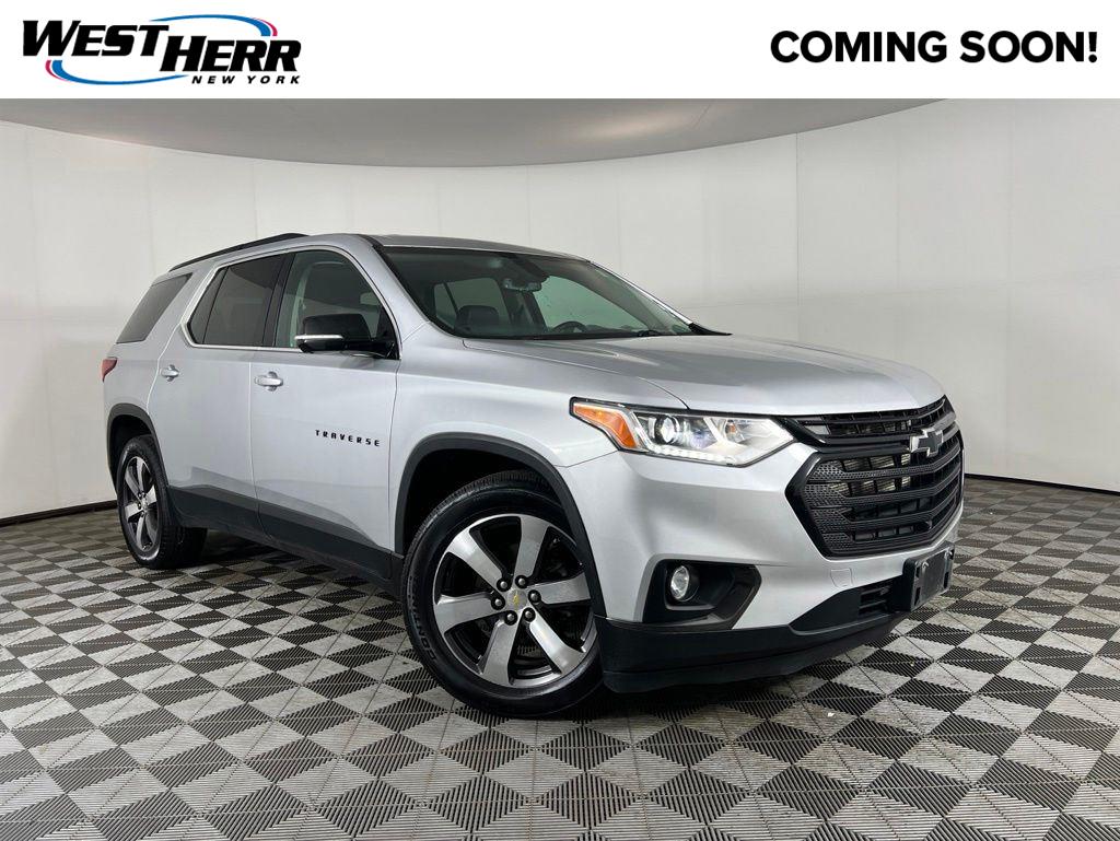 Silver Ice Metallic 2020 Chevrolet Traverse LT Leather AWD SUV / Crossover Four-Wheel Drive 9-Speed Automatic