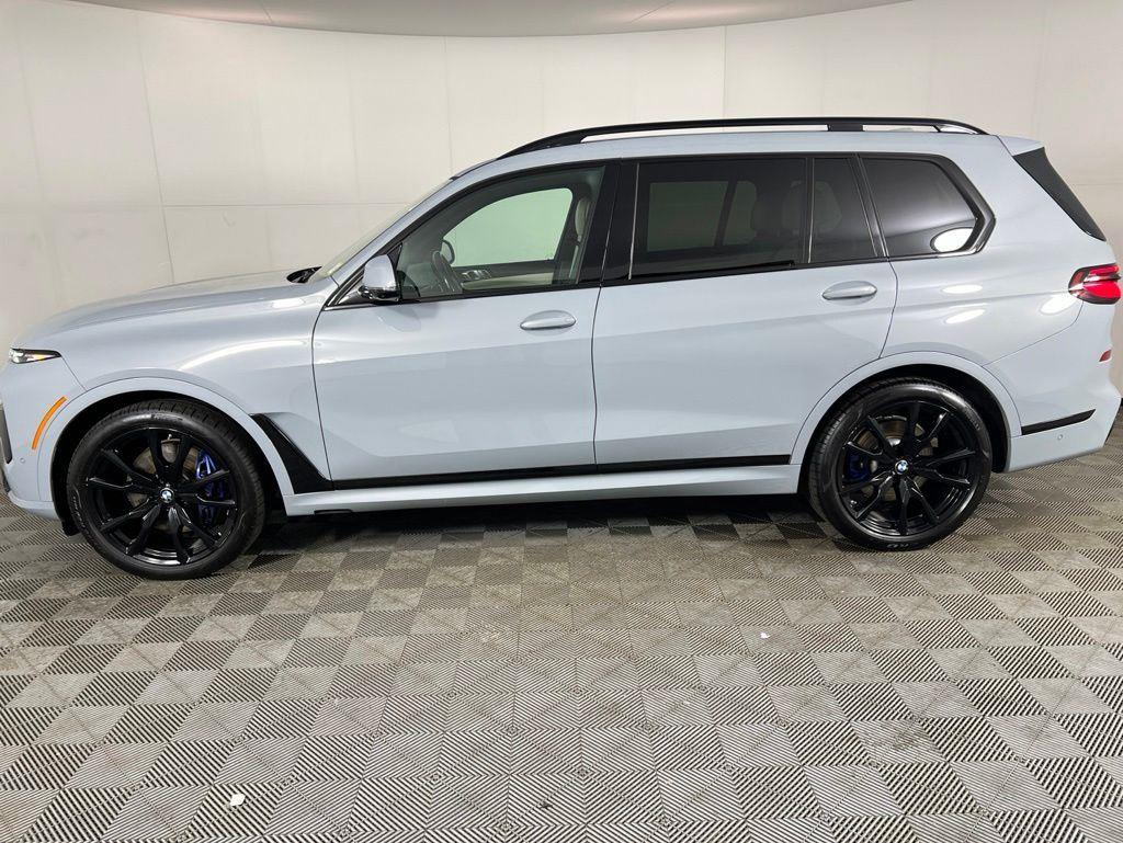 Used 2023 Gray Metallic BMW xDrive40i image 12