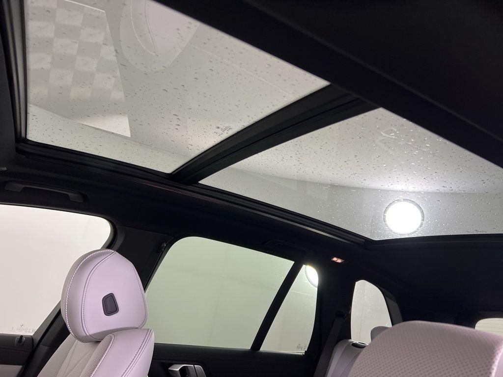 New 2026 Gray Metallic BMW xDrive40i image 9
