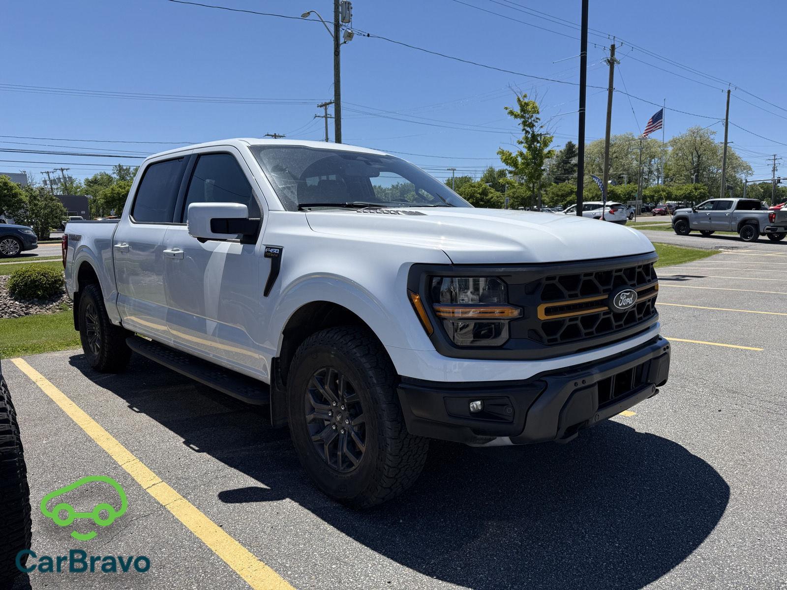 Oxford White 2025 Ford F-150 Pickup Truck Four-Wheel Drive Automatic