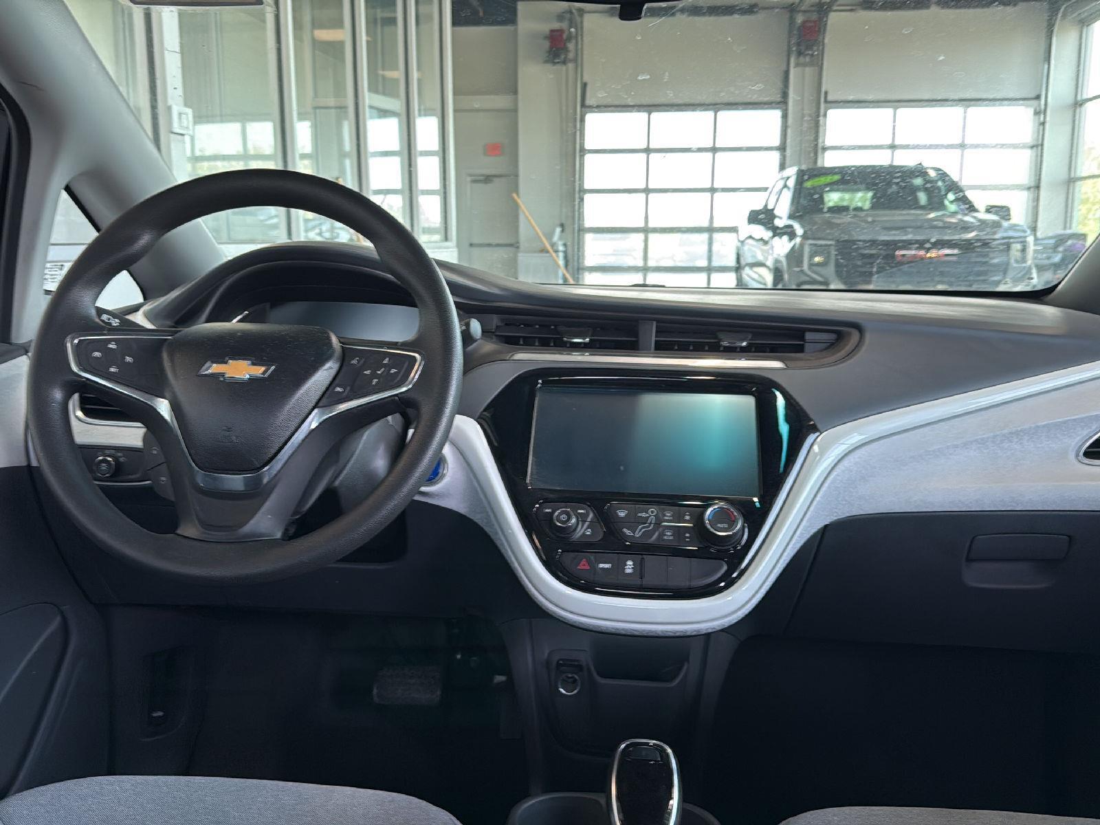 2018 Chevrolet Bolt EV LT Auto's photo
