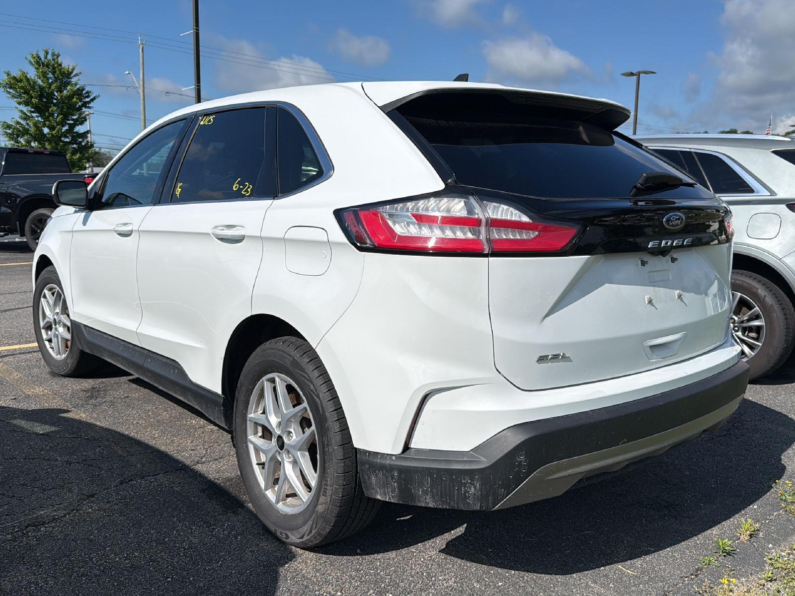 2024 Ford Edge SEL AWD's photo
