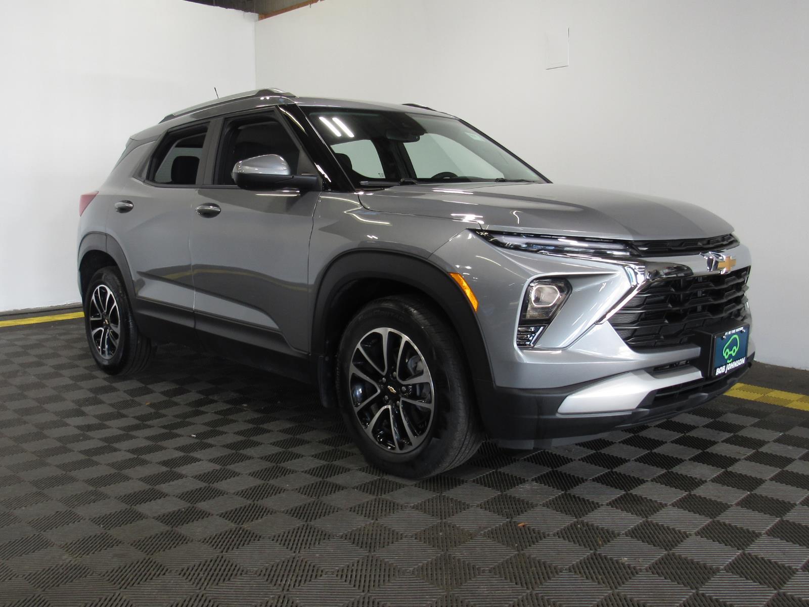 Sterling Gray Metallic 2025 Chevrolet Trailblazer SUV / Crossover Front-Wheel Drive Continuously Variable Transmission