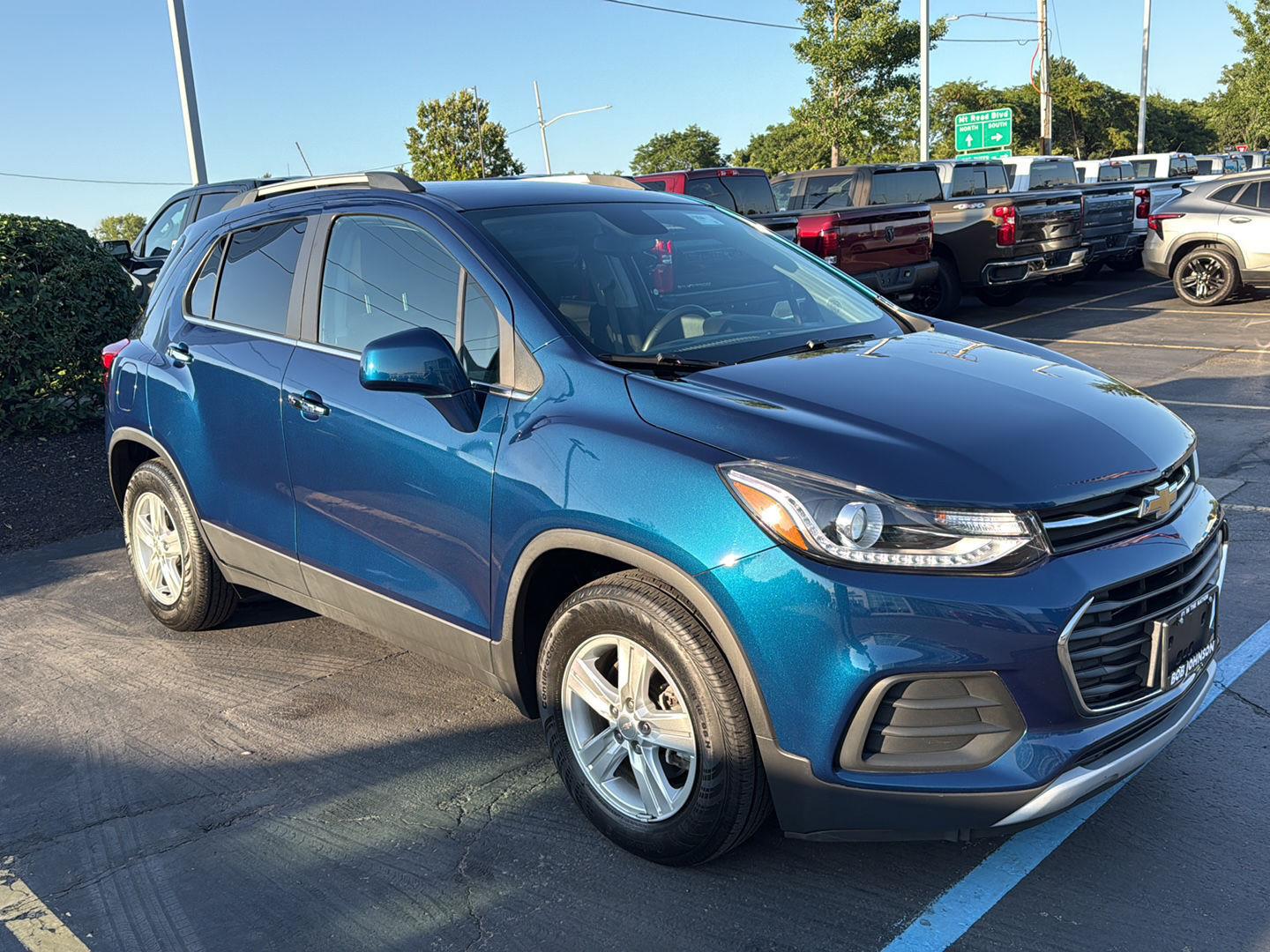 Pacific Blue Metallic 2020 Chevrolet Trax SUV / Crossover Front-Wheel Drive 6-Speed Automatic