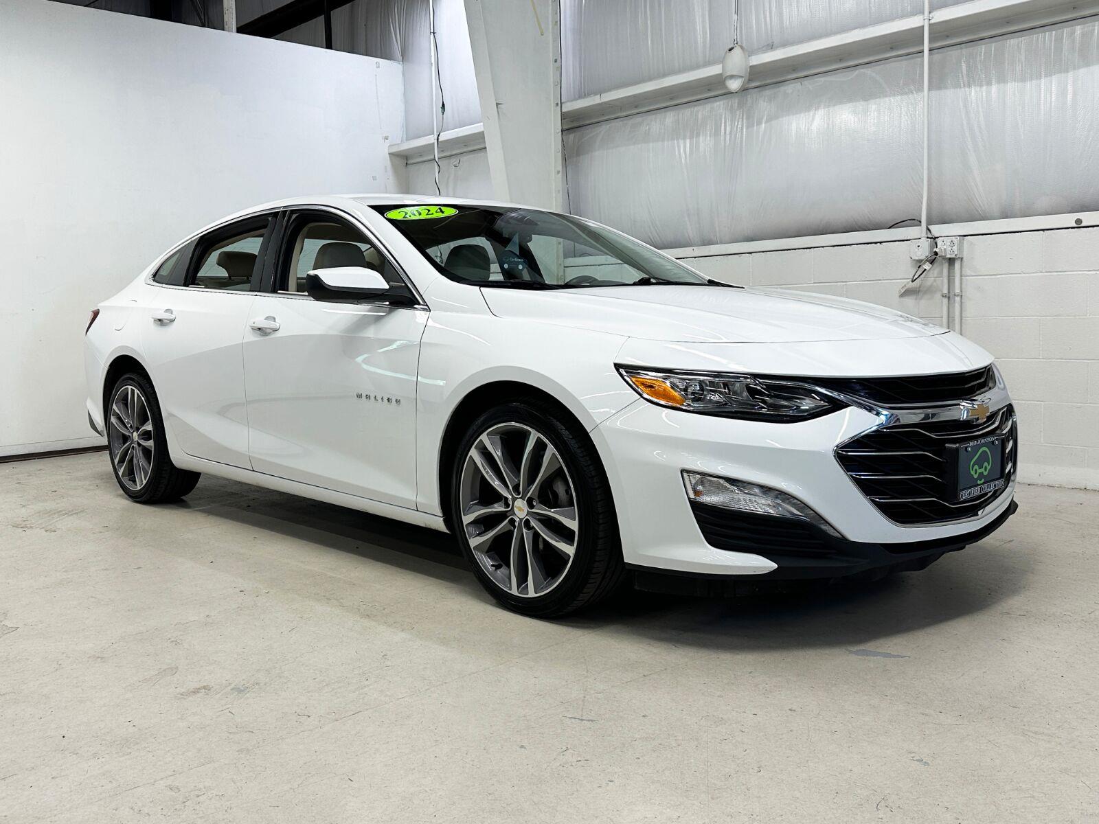 Summit White 2024 Chevrolet Malibu Sedan Front-Wheel Drive Continuously Variable Transmission