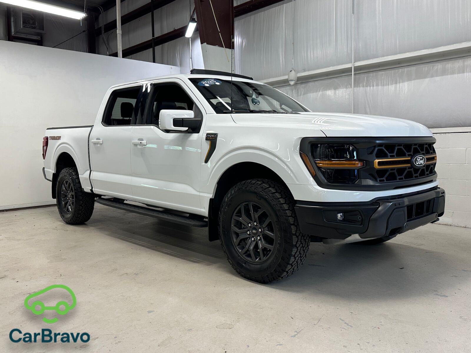 Oxford White 2025 Ford F-150 Pickup Truck Four-Wheel Drive Automatic