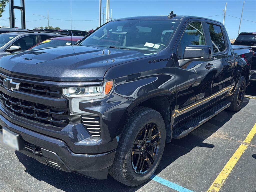 Dark Ash Metallic 2024 Chevrolet Silverado 1500 Pickup Truck Four-Wheel Drive Automatic