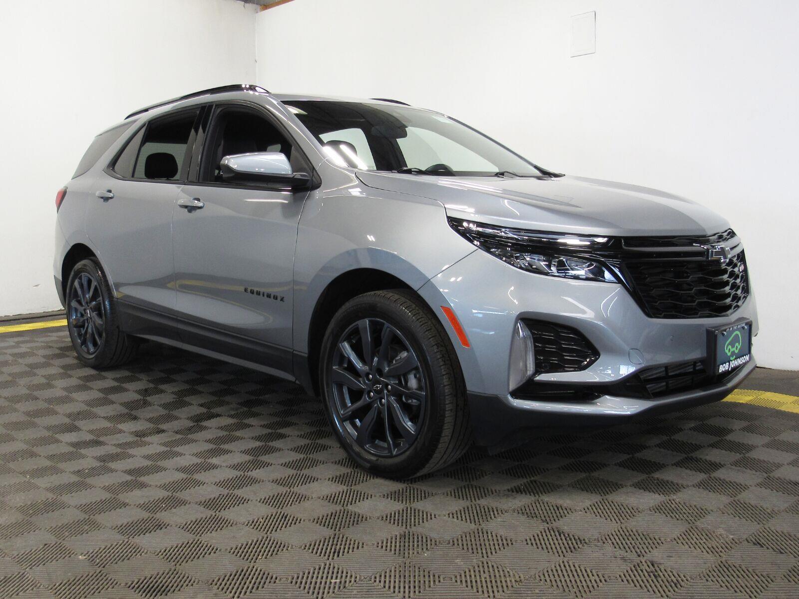 Sterling Gray Metallic 2024 Chevrolet Equinox SUV / Crossover Four-Wheel Drive 6-Speed Automatic