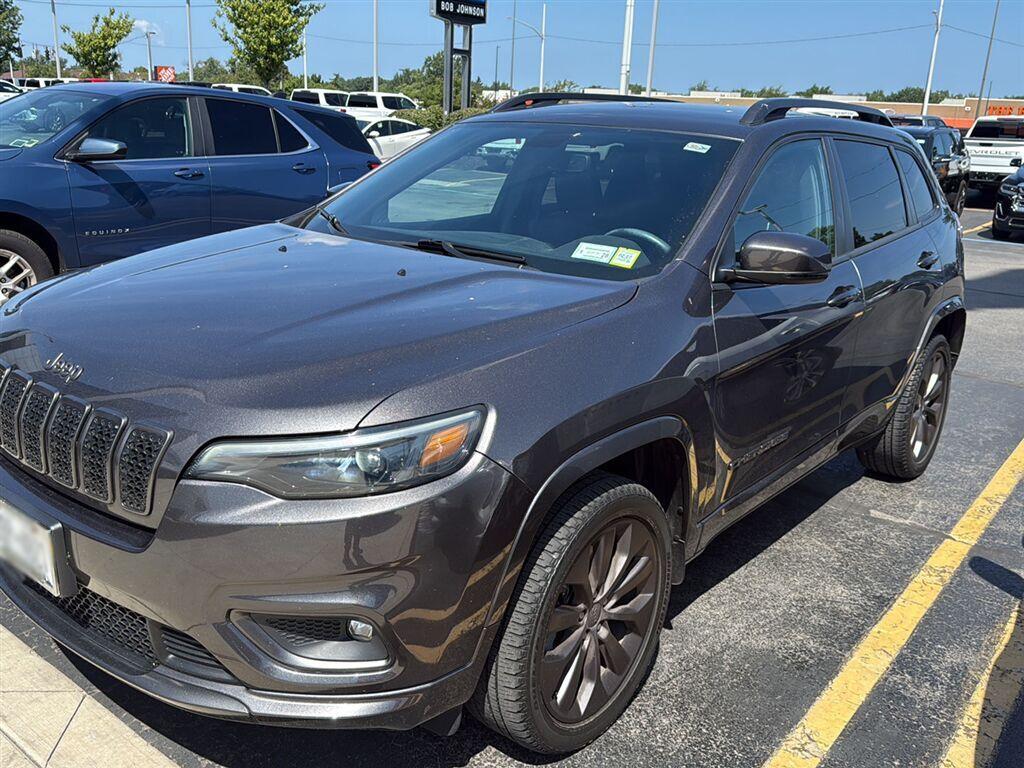 Gray (Granite Crystal Metallic Clearcoat) 2020 Jeep Cherokee SUV / Crossover Four-Wheel Drive 9-Speed Automatic