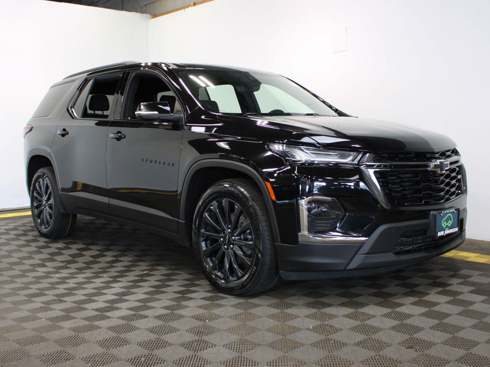Mosaic Black Metallic 2023 Chevrolet Traverse SUV / Crossover Four-Wheel Drive 9-Speed Automatic