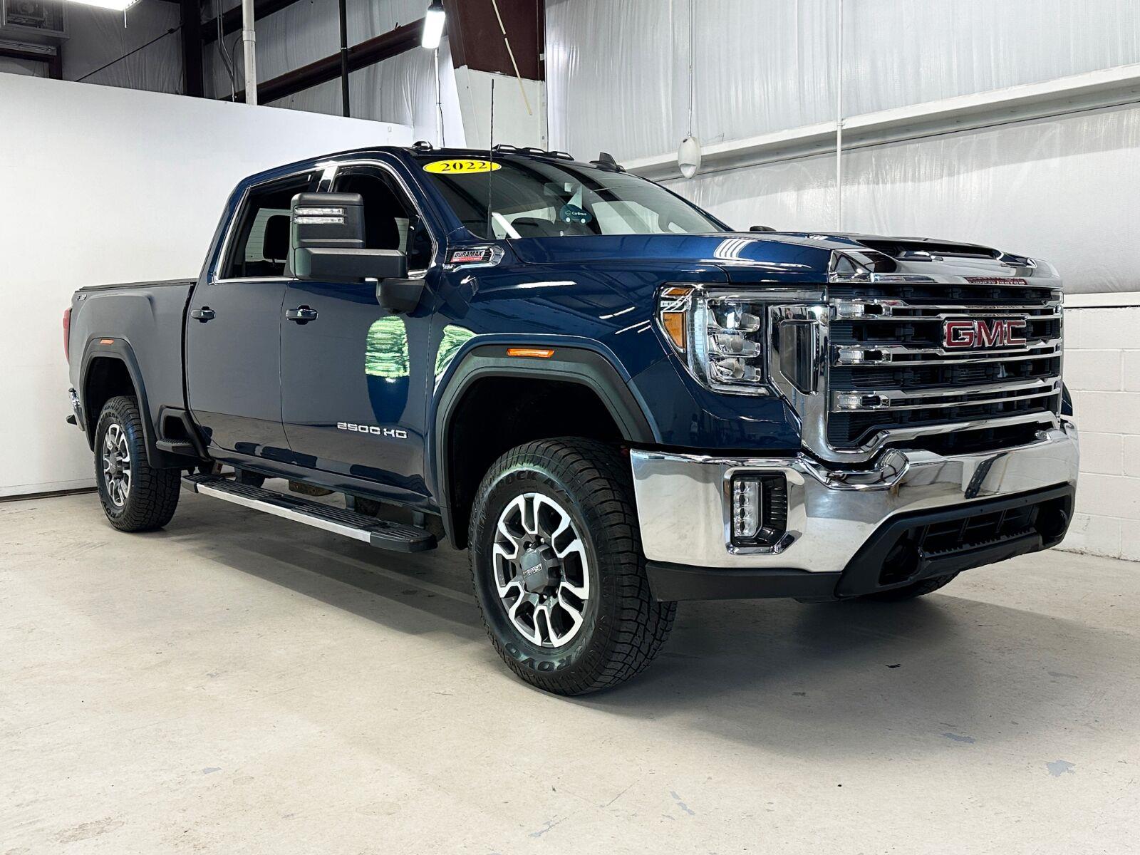 Pacific Blue Metallic 2022 GMC Sierra 2500HD Pickup Truck Four-Wheel Drive Automatic